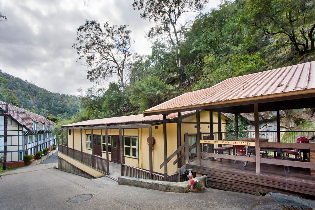 Jenolan Caves House Hotel Exterior photo