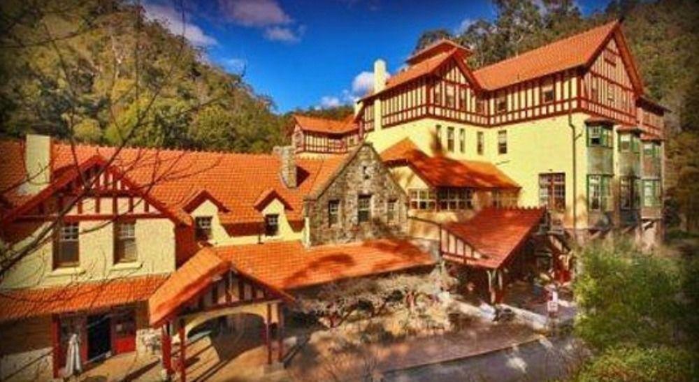 Jenolan Caves House Hotel Exterior photo