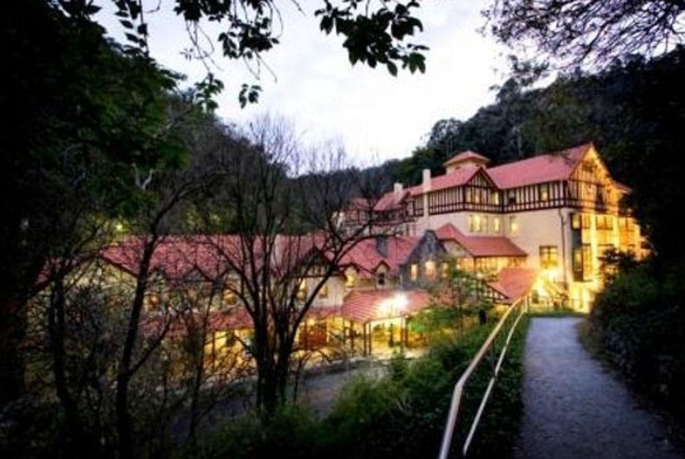 Jenolan Caves House Hotel Exterior photo